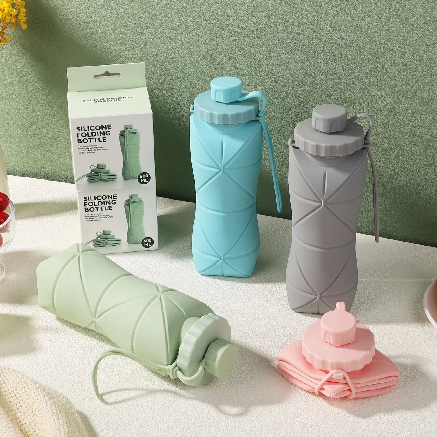 Collapsible & Stylish Silicone Water Cup - Perfect for Outdoor Adventures & Travel!