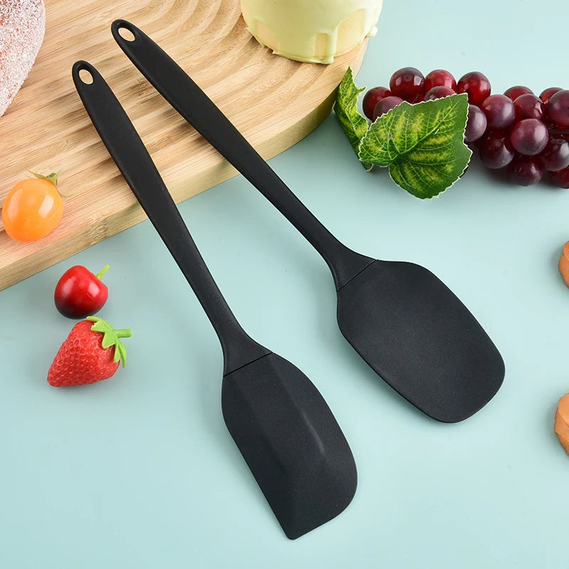 Silicone Kitchenware Set by - 6-Piece Cream Baking Tools with Scraper, Spatula & Oil Brush