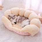 CozyPaws Winter Pet Bed - Warm Basket for Cats & Dogs, Soft Cushions for Puppies & Kittens